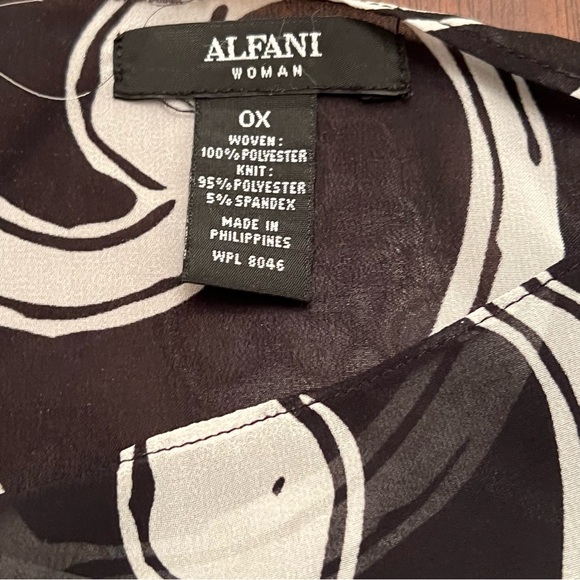 Alfani Sheer Floral Blouse With Built In Tank Underlining - Picture 6 of 8